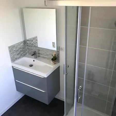 Charmant Appartement Gramat アパート グラマ